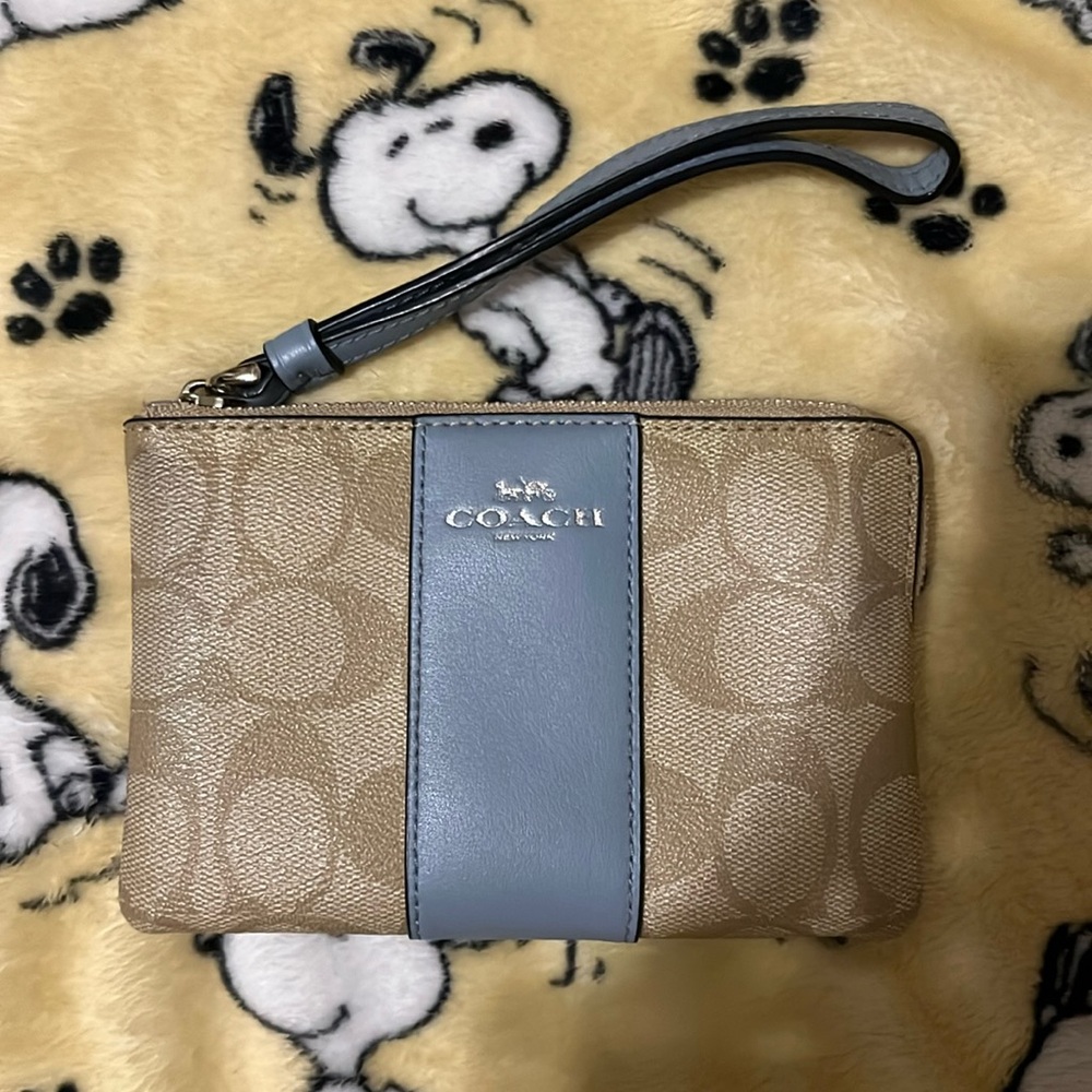 Coach Cream Light Blue Logo Wristlet